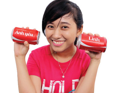 Khi Coca Cola làm “ông tơ bà mối”