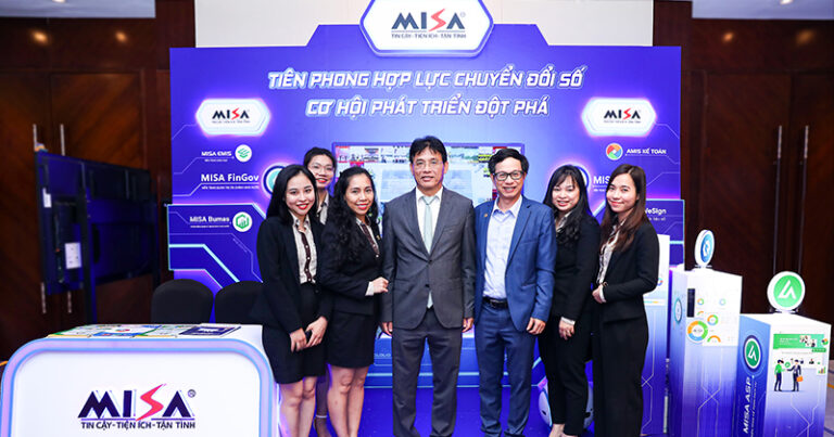 Một MISA tiên phong hợp lực chuyển đổi số hướng tới nền kinh tế số tại DX Summit 2022